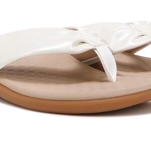Vionic White and Tan Women's Orthotic Sandals